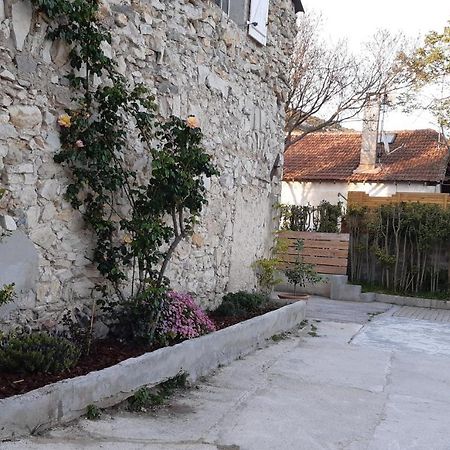 Les Cadets Casa de hóspedes La Bouilladisse Exterior foto